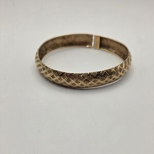 10k Gold Cuff Bracelet 6.1g